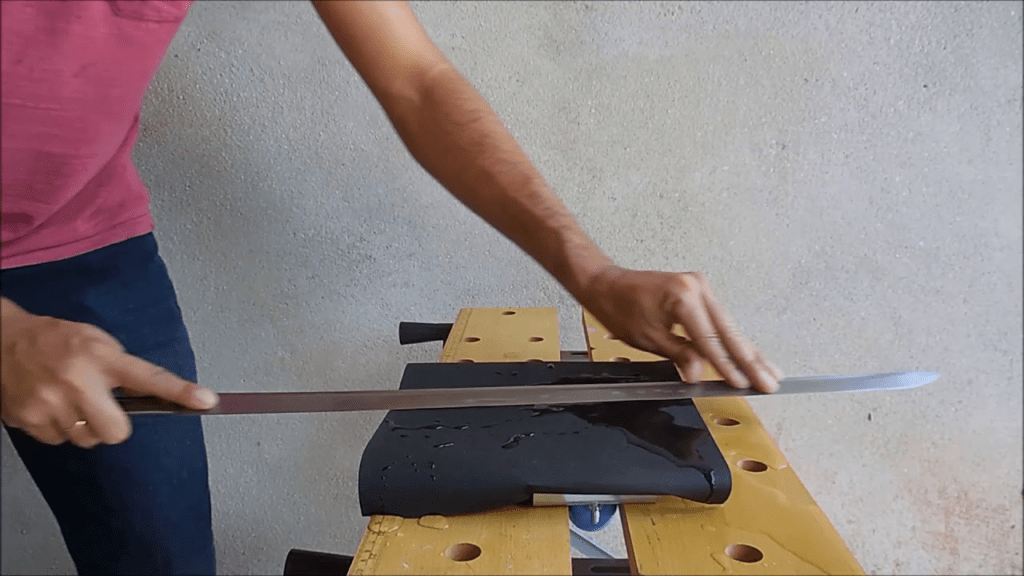 Comment Bien Affûter Un Katana ?